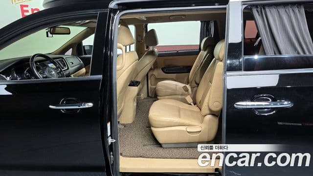Kia All New Carnival Prestige High Roof, 2017 12