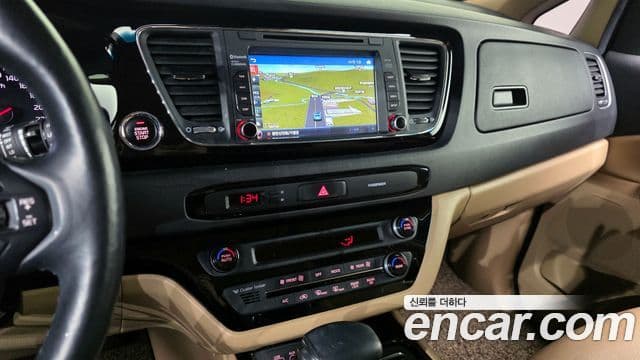 Kia All New Carnival Prestige High Roof, 2017 14