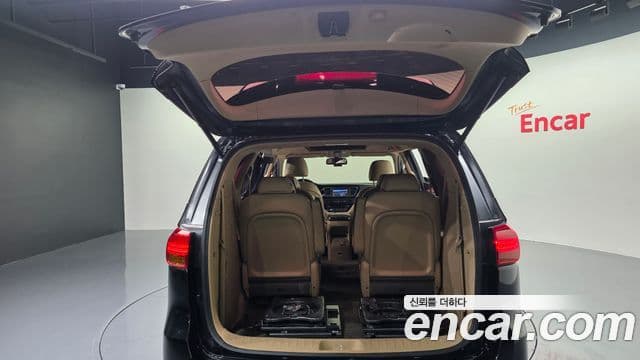 Kia All New Carnival Prestige High Roof, 2017 20