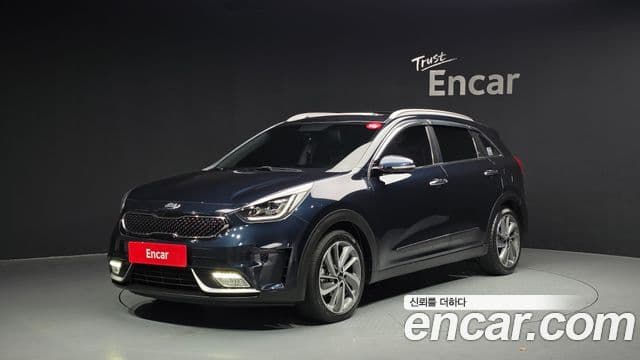 Kia Niro Noblesse, 2018 1