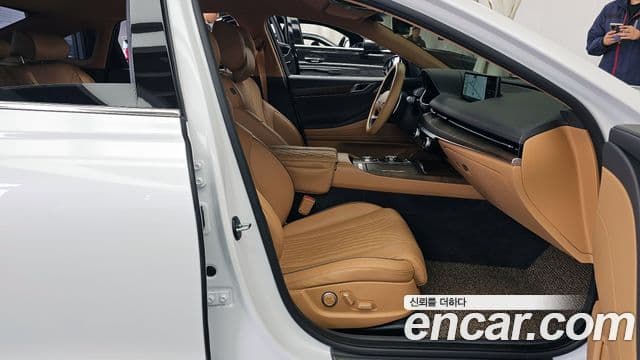 Genesis G80 (RG3) бензин 2.5 турбо AWD, 2023 11