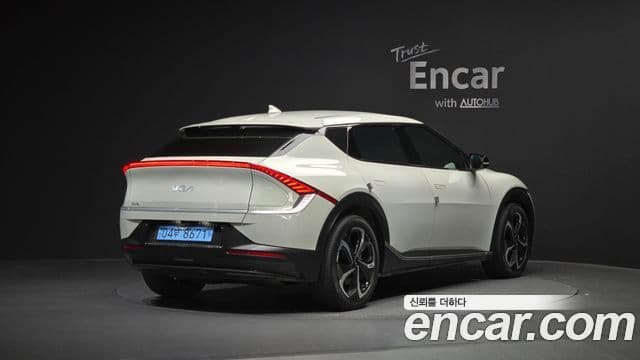 Kia EV6 Air, 2023 2