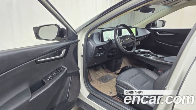 Kia EV6 Air, 2023 10