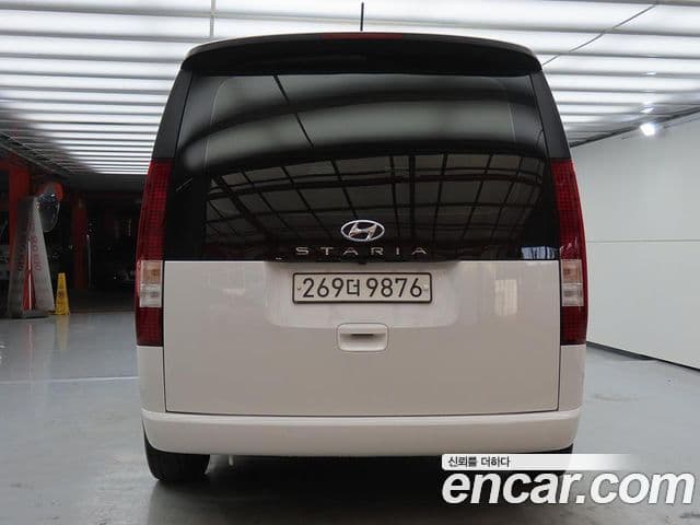 Hyundai Staria Modern, 2022 3
