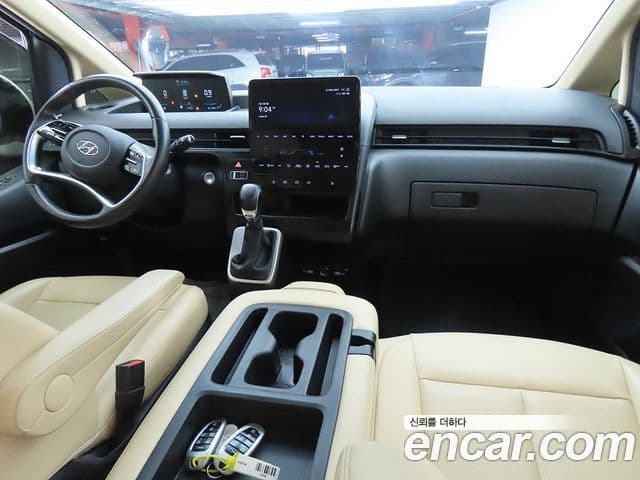 Hyundai Staria Modern, 2022 4