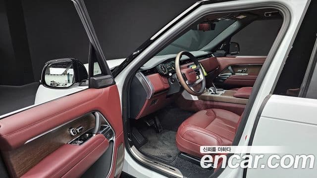 Land Rover Range Rover 5세대 P530 AB LWB, 2025 11