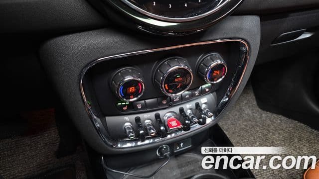 Mini Cooper S 클럽맨 2세대, 2022 17