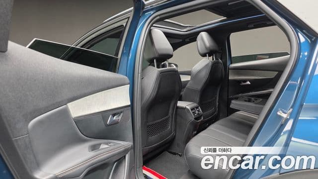 Peugeot 3008 2세대 1.2 Pure Tech GT, 2022 18