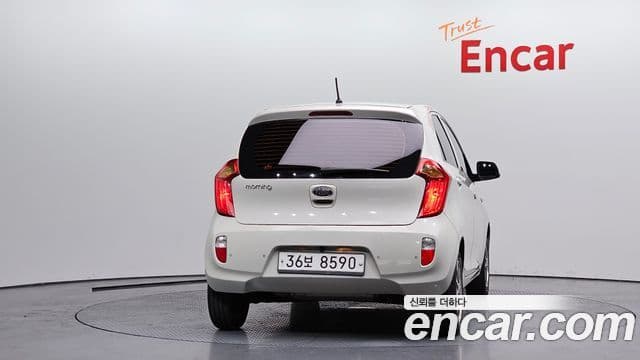 Kia All New Morning Deluxe, 2012 4