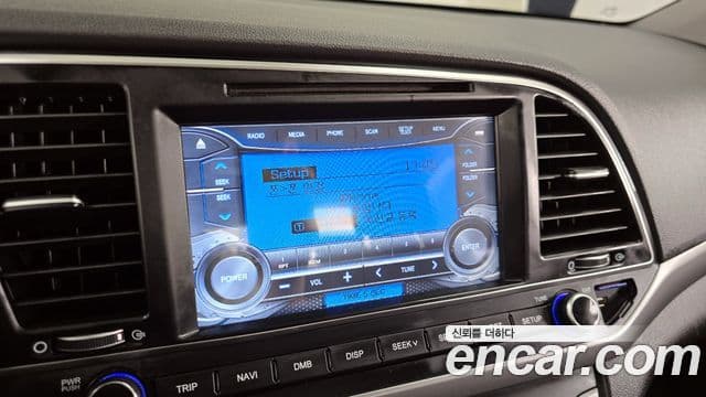 Hyundai Avante AD Style, 2018 16