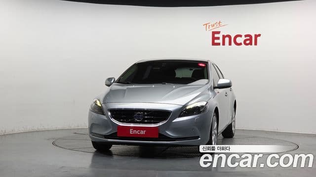 Volvo V40 2세대, 2016 3
