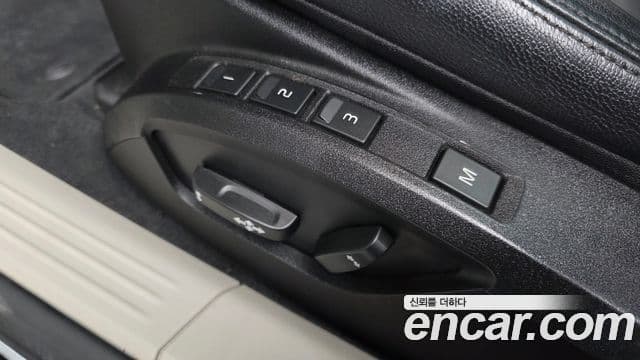 Volvo V40 2세대, 2016 18