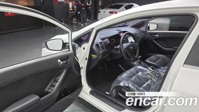 Kia K3 Prestige, 2015 11