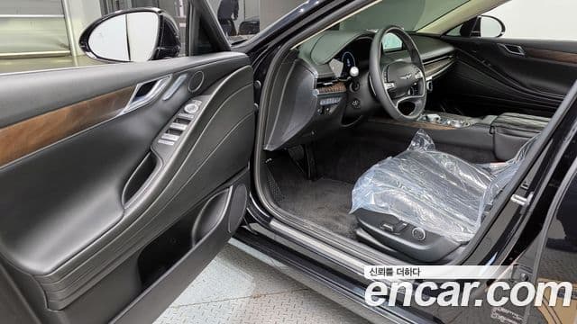 Genesis G80 (RG3) бензин 2.5 турбо AWD, 2023 11