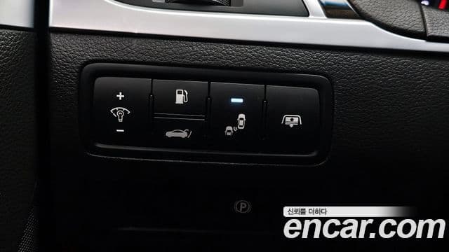 Genesis G80 Premium Luxury, 2018 18