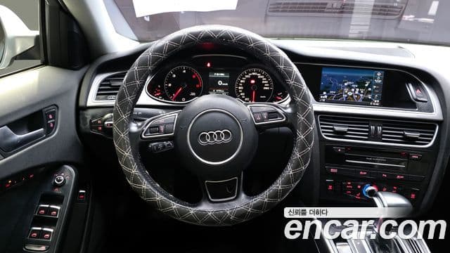 Audi New A4 B8, 2015 13