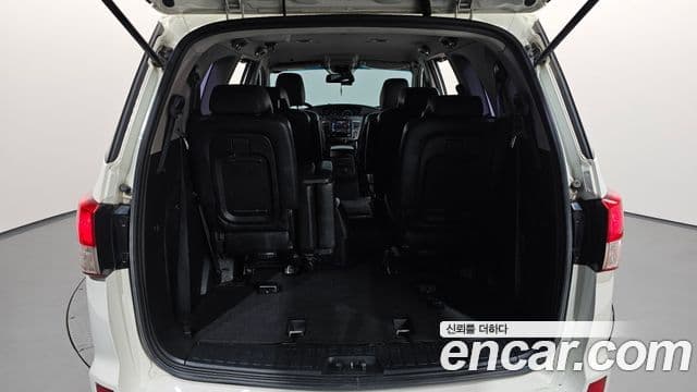 KG모빌리티(SsangYong) Korando 투리스모 4WD outdoor Edition 9인승, 2017 20