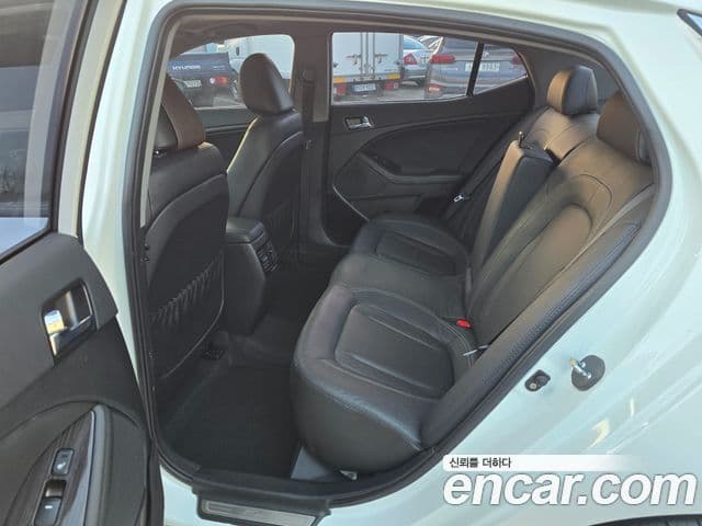 Kia K5 Noblesse, 2011 12