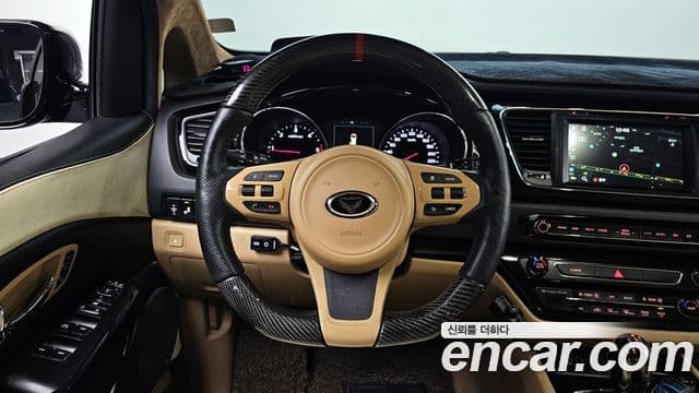 Kia All New Carnival Noblesse, 2016 13
