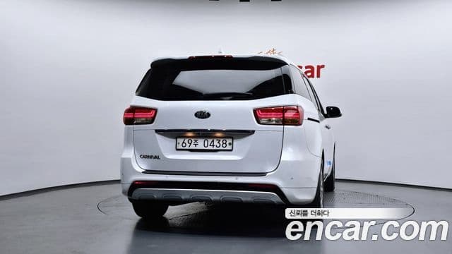 Kia All New Carnival Prestige, 2017 4
