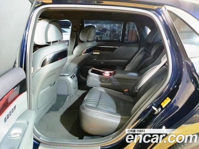 Genesis G90 (RS4) бензин 3.5 турбо AWD, 2023 8