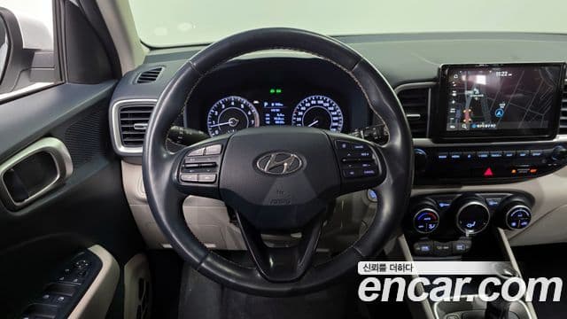 Hyundai Venue 1.6 Modern Plus, 2022 13