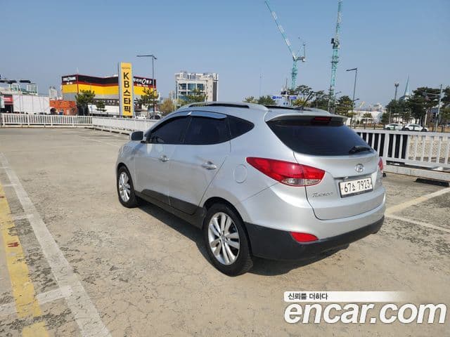 Hyundai Tucson ix Luxury, 2012 4