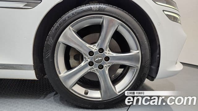 Genesis G80 (RG3) бензин 2.5 турбо AWD, 2021 все фото