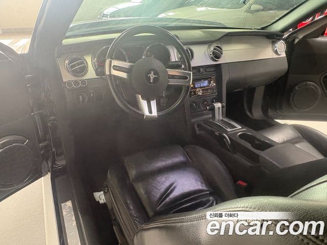 Ford Mustang кабриолет, 2007 8