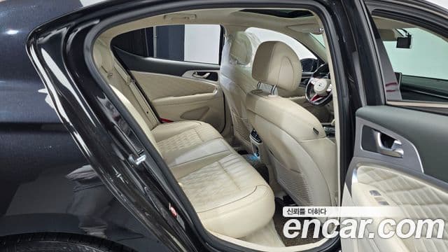 Genesis G70 Supreme, 2018 12