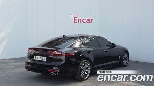 Kia 스팅어 Platinum, 2018 2