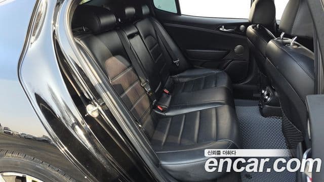 Kia 스팅어 Platinum, 2018 11