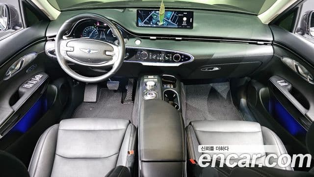 Genesis GV70, 2021 7