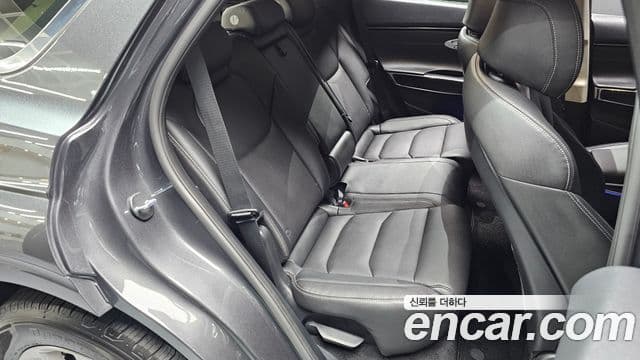 Genesis GV70, 2021 13