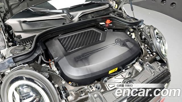 Mini Cooper Электрический (Electric) 3세대, 2024 6