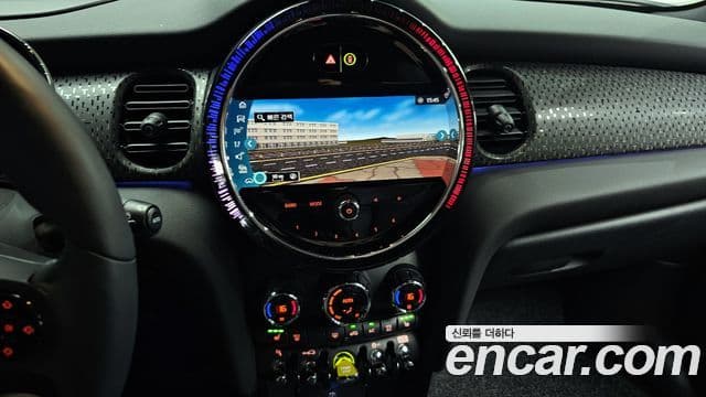 Mini Cooper Электрический (Electric) 3세대, 2024 14