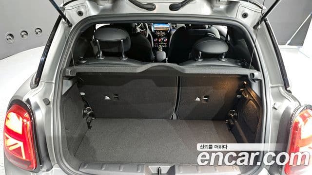 Mini Cooper Электрический (Electric) 3세대, 2024 20