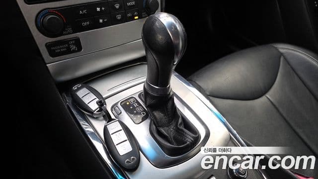 Infiniti G37 V36, 2010 9