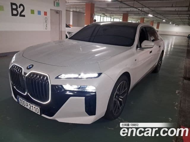 BMW 7시리즈 (G70) 740d xDrive M Sport, 2024 все фото