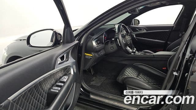 Genesis G70 Supreme, 2018 10