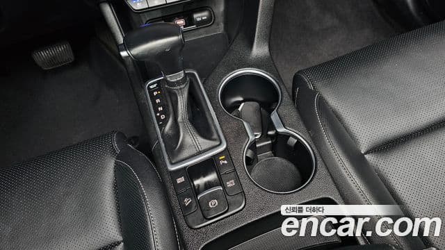 Kia Sportage The / новый Bold Signature, 2020 9