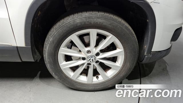 Volkswagen New Tiguan 5N, 2016 все фото