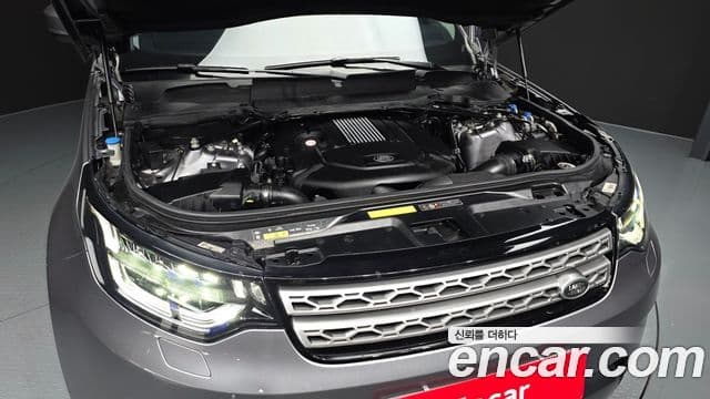 Land Rover Discovery 5 3.0 SD6 HSE, 2020 6