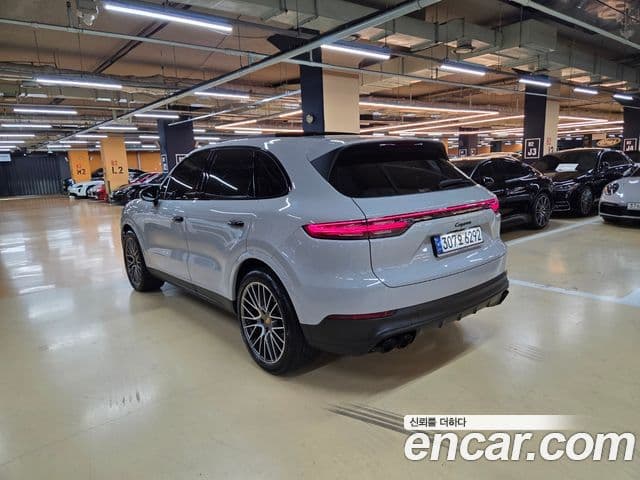 Porsche Cayenne (PO536) 3.0 Platinum Edition, 2023 3