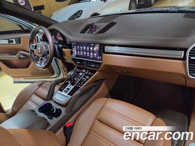 Porsche Cayenne (PO536) 3.0 Platinum Edition, 2023 17