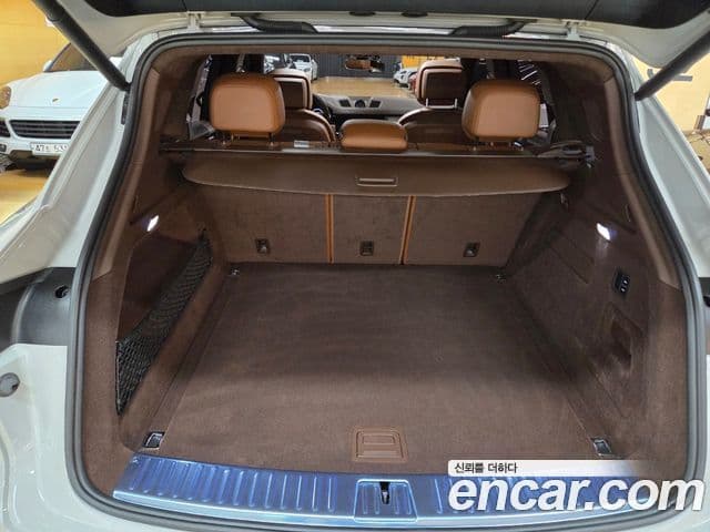 Porsche Cayenne (PO536) 3.0 Platinum Edition, 2023 20