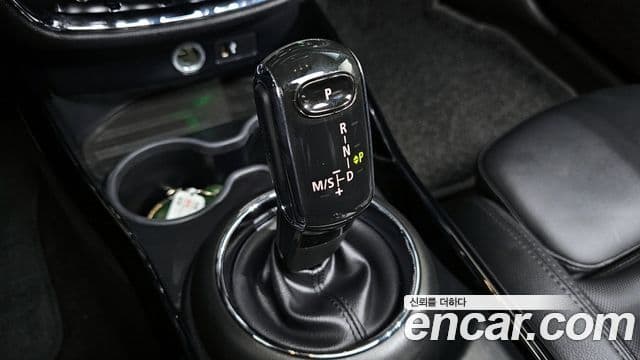 Mini Cooper 클럽맨 2세대, 2020 9