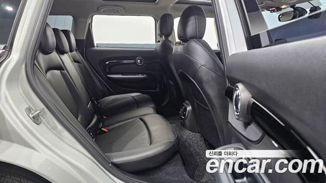 Mini Cooper 클럽맨 2세대, 2020 12