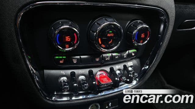 Mini Cooper 클럽맨 2세대, 2020 16