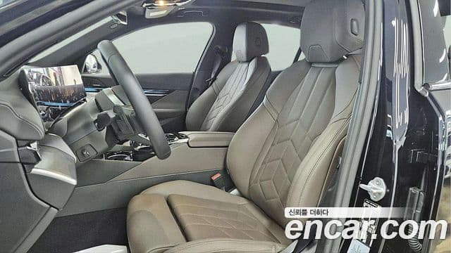 BMW 5시리즈 (G60) 520i M Sport, 2025 8